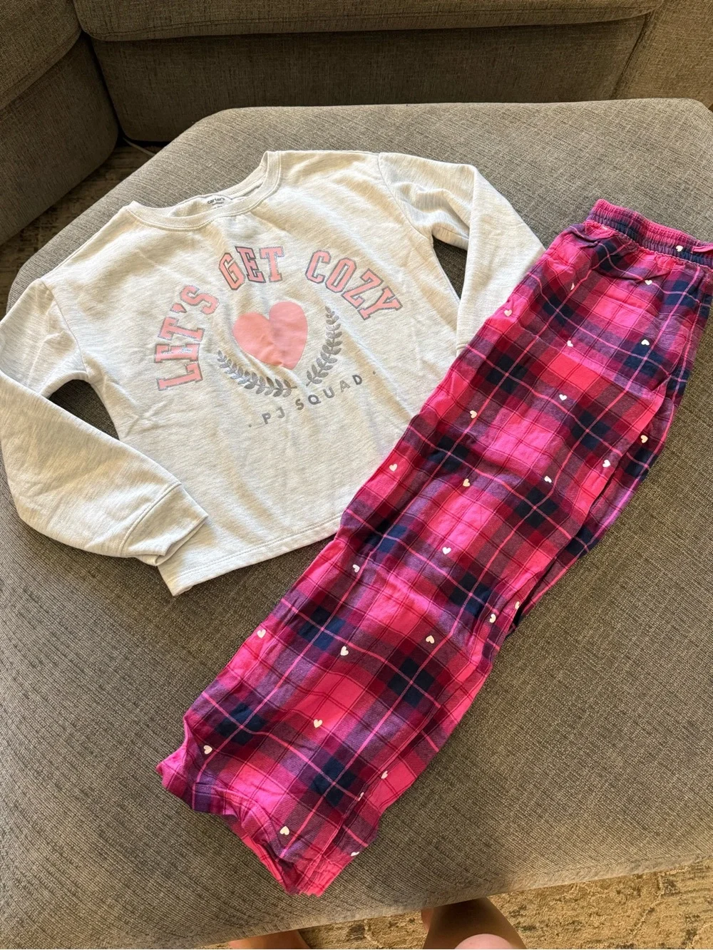 Carters girls Pj set